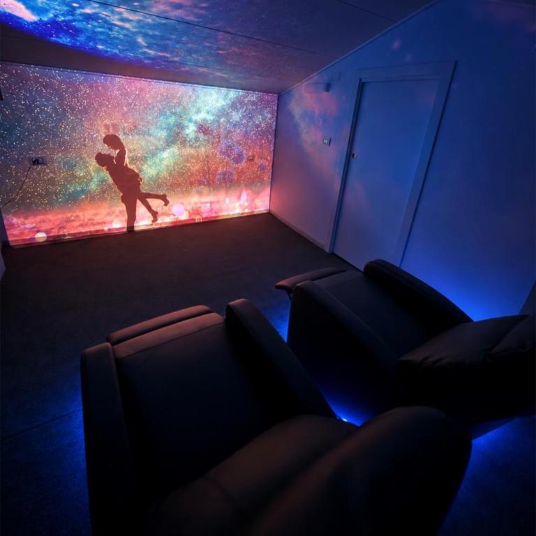 Ama Esclusive Spa & Cinema Centro - Appartamento con 1 Camera da Letto e Vasca Idromassaggio - 8