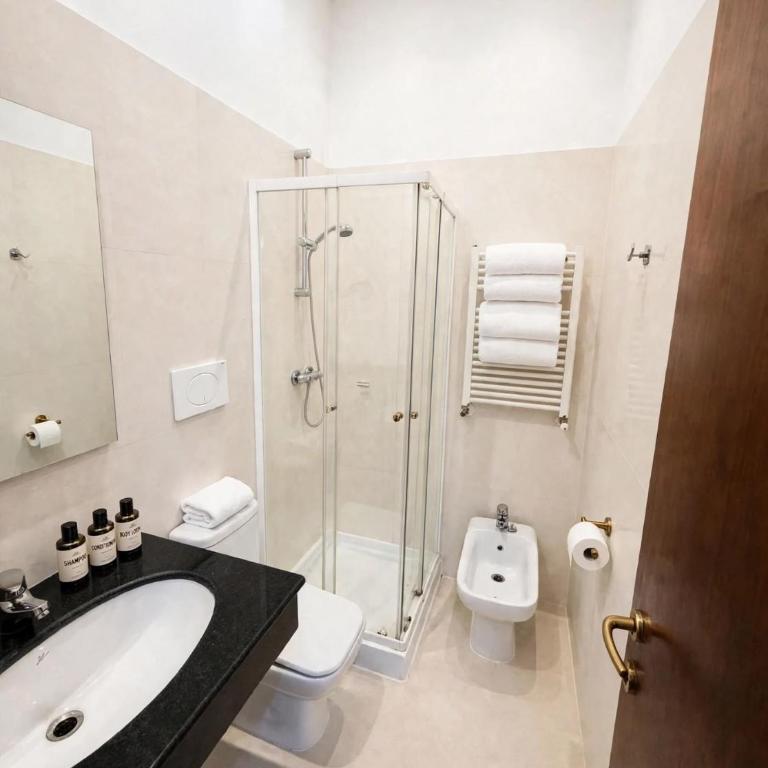 Termini Palace Guesthouse - Doppelzimmer mit eigenem Bad - 7