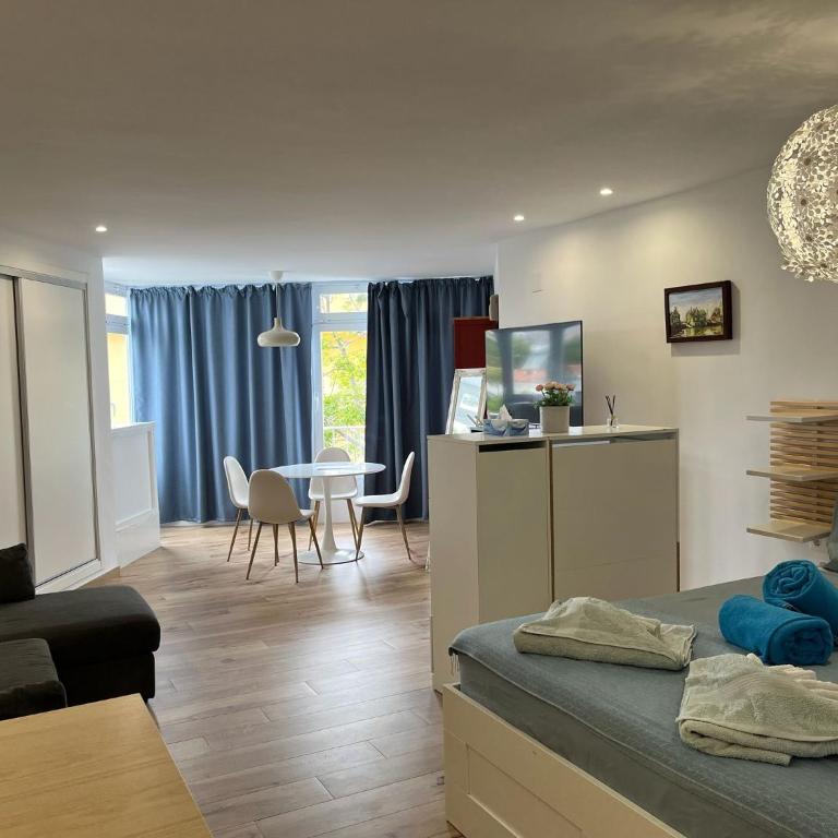 Beachfront Studio Apartment-La Cala, Mijas - Apartment mit 1 Schlafzimmer - 2