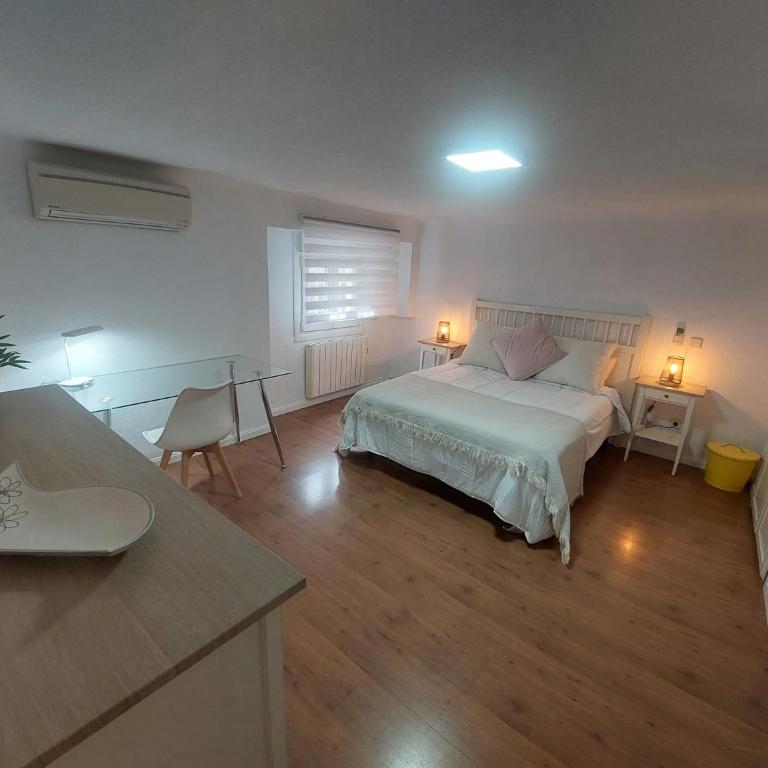 Urban Serenity Apartment - Apartamento de 2 dormitorios - 21