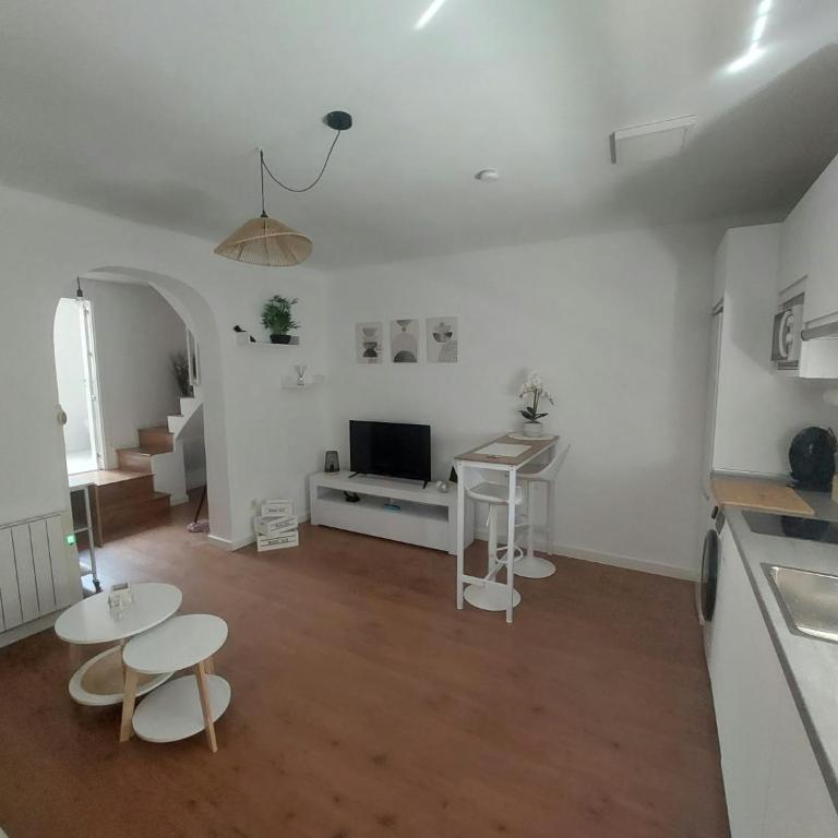 Urban Serenity Apartment - Apartamento de 2 dormitorios - 41