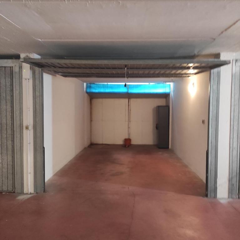 AP SUITE Appartamento Vista Lago di Garda con Piscina e Garage - Appartamento con 1 Camera da Letto - 10
