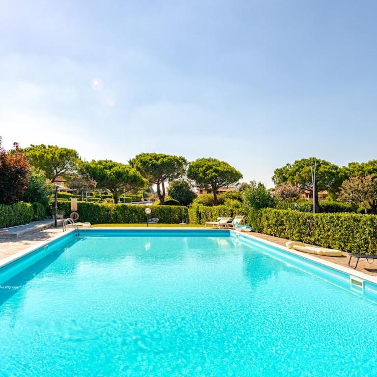AP SUITE Appartamento Vista Lago di Garda con Piscina e Garage - Appartamento con 1 Camera da Letto - 11
