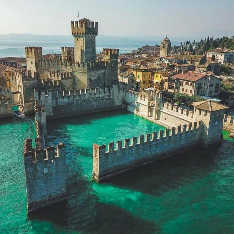 AP SUITE Appartamento Vista Lago di Garda con Piscina e Garage - Appartamento con 1 Camera da Letto - 37