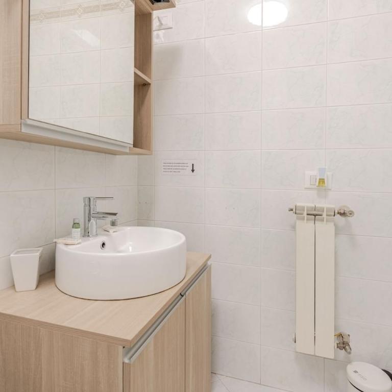 AP SUITE Appartamento Vista Lago di Garda con Piscina e Garage - Appartamento con 1 Camera da Letto - 38