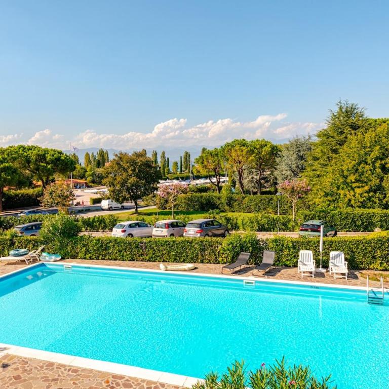 AP SUITE Appartamento Vista Lago di Garda con Piscina e Garage - Appartamento con 1 Camera da Letto - 42