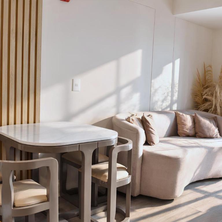 Artline Apartments by Vibrant - Two-Bedroom Apartment with Balcony - 39