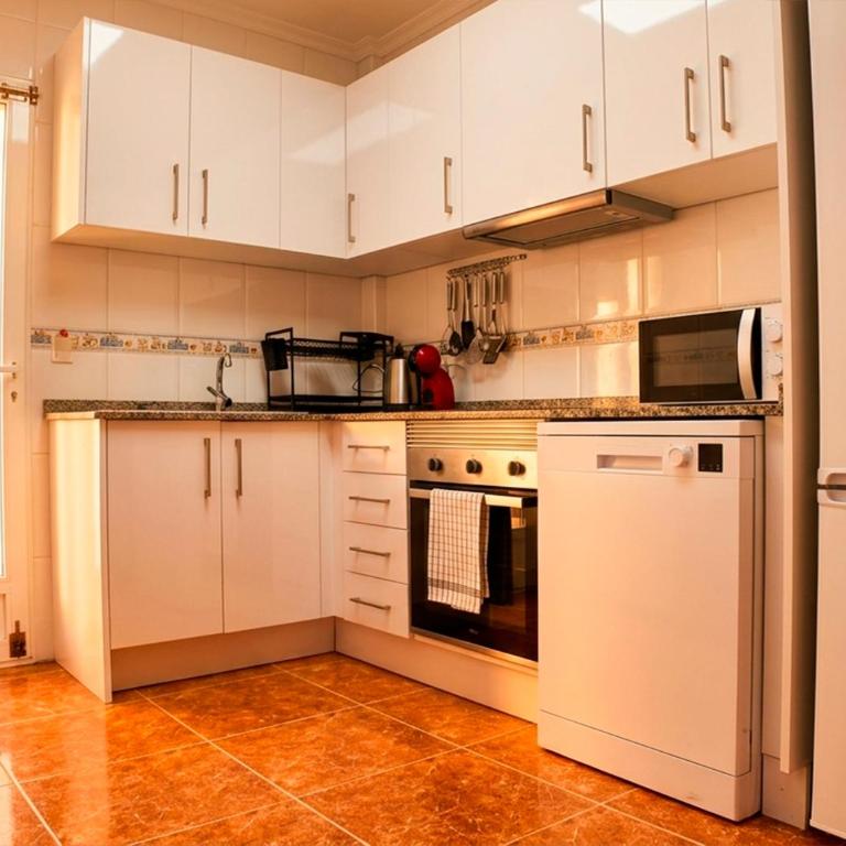 Apartalux Vista Mar - Casa Vacacional de 3 dormitorios - 32