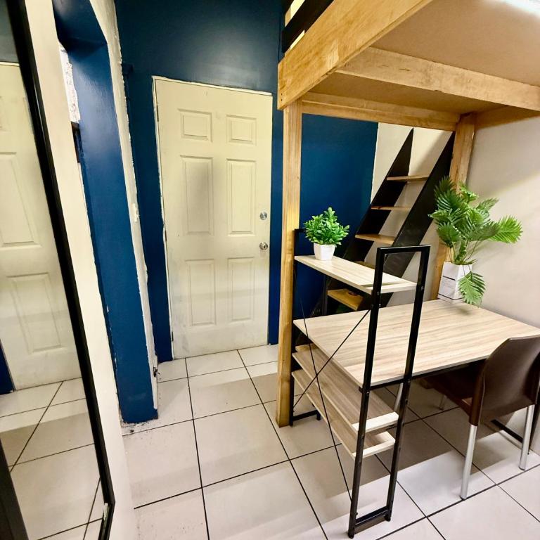 Hostel CITY - Einzelzimmer mit Gemeinschaftsbad - 1