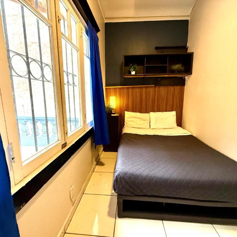 Hostel CITY - Doppelzimmer mit Gemeinschaftsbad - 13