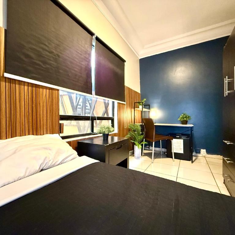 Hostel CITY - Doppelzimmer mit Gemeinschaftsbad - 12
