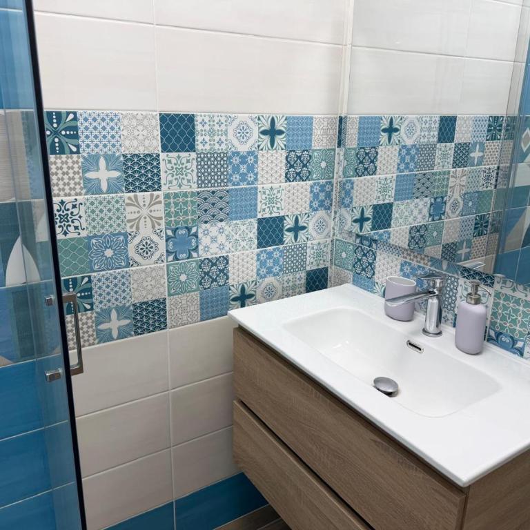 Greta House Luxury - Camera Tripla Standard - 8