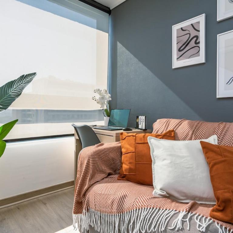 Metro Ñuñoa For 4 Air Conditioning Parking - Apartamento de 2 dormitorios - 53