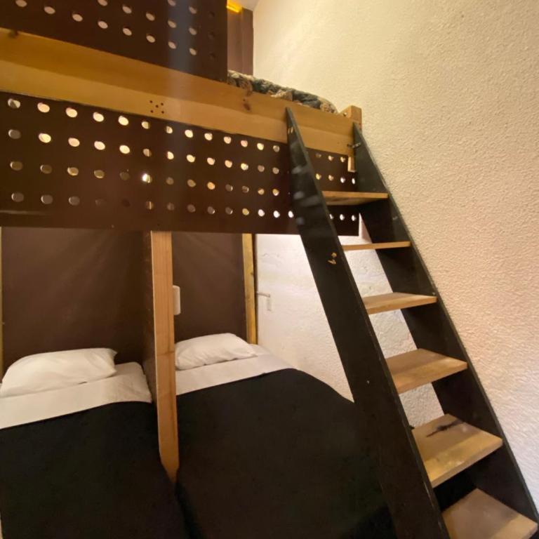 Hostel CITY - Einzelbett im gemischten Schlafsaal - 1