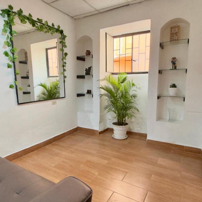 Departamento a una cuadra de la plaza de armas, primer piso!!! - Apartamento de 2 dormitorios - 10