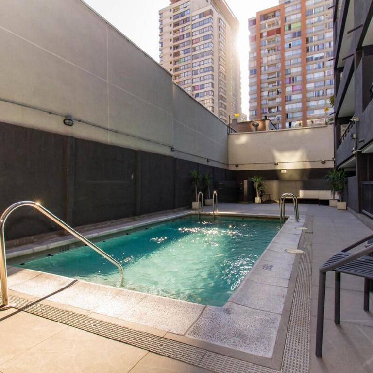 New and modern apartment Cerro Santa Lucia Metro - Apartamento de 2 dormitorios - 24