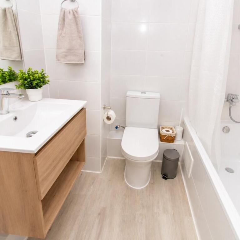 New and modern apartment Cerro Santa Lucia Metro - Apartamento de 2 dormitorios - 44