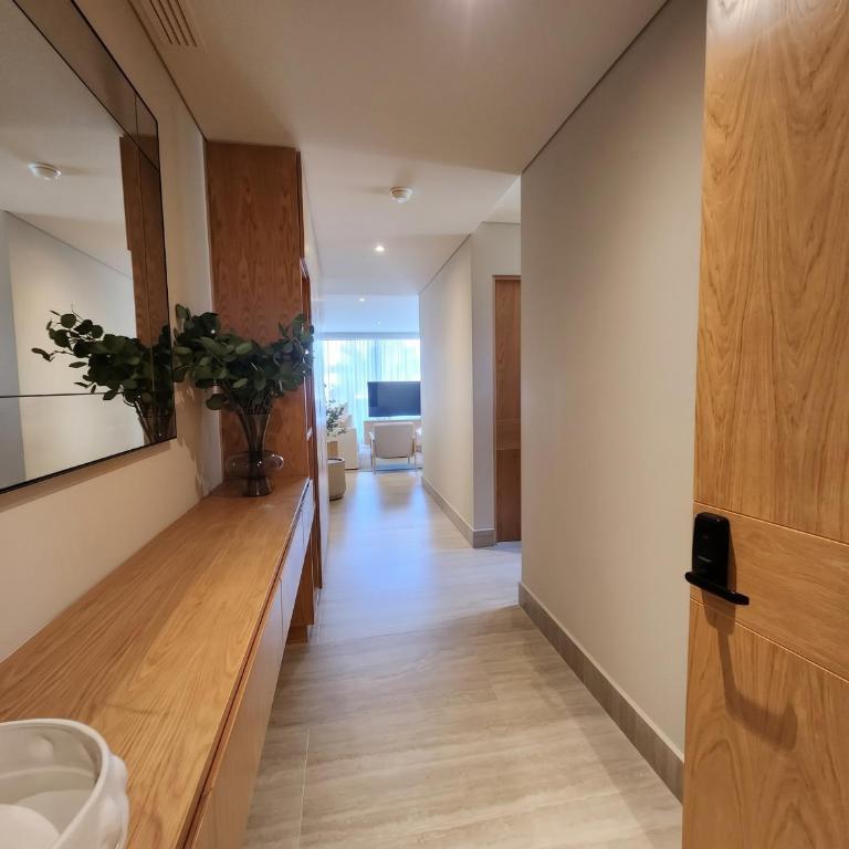 Ameth - Stylish Downtown Apartments with Rooftop Pool & Gym - Apartamento de 3 dormitorios - 10