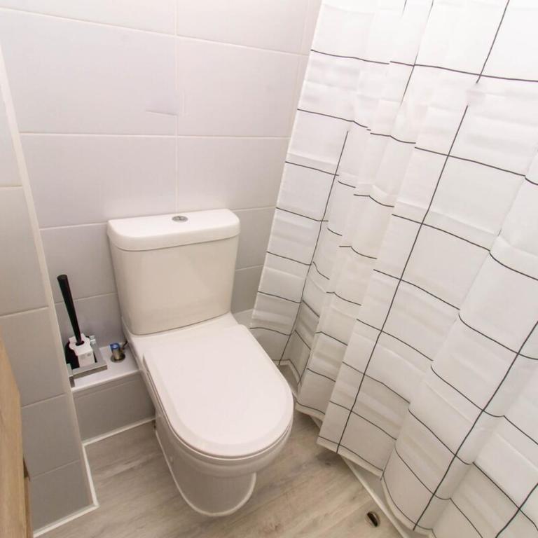 King Bed New Building Gym - Two-Bedroom Apartment - 38