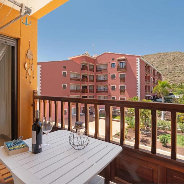 Cozy Seaside Palm Mar - One-Bedroom Apartment - 19