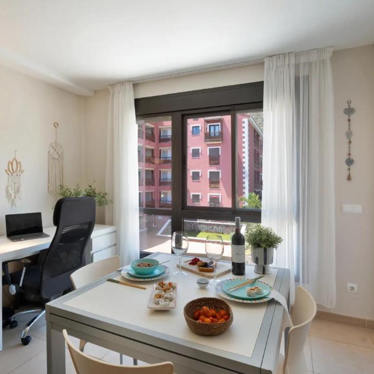Cozy Seaside Palm Mar - One-Bedroom Apartment - 24