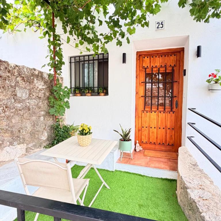 Alojamiento El Parralillo - Casa de 2 dormitorios - 28