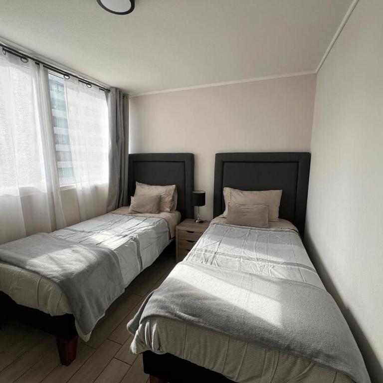 Comodo Departamento en Santiago Centro - Two-Bedroom Apartment - 7