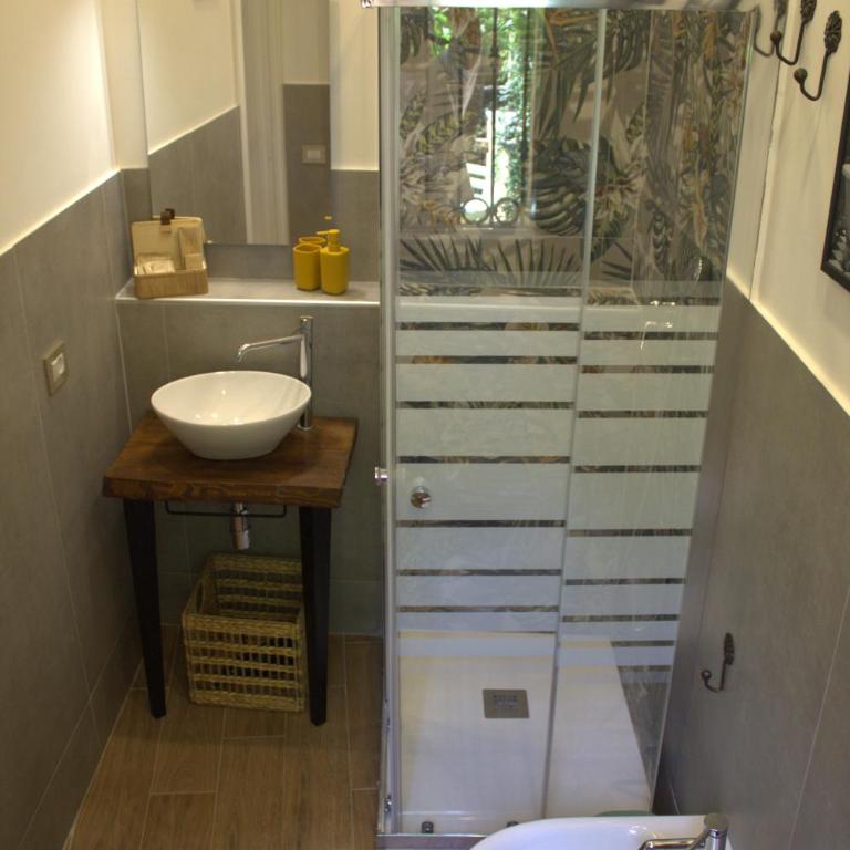 Al Vicolo Cancello 1 - Chambre Triple Confort avec Douche - 8