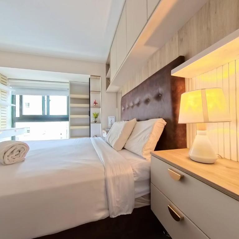 Artline Apartments by Vibrant - Two-Bedroom Deluxe Apartment with Balcony - 22