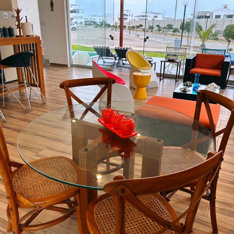 Tu Escape Perfecto Frente al Mar del Sur - Three-Bedroom House - 25