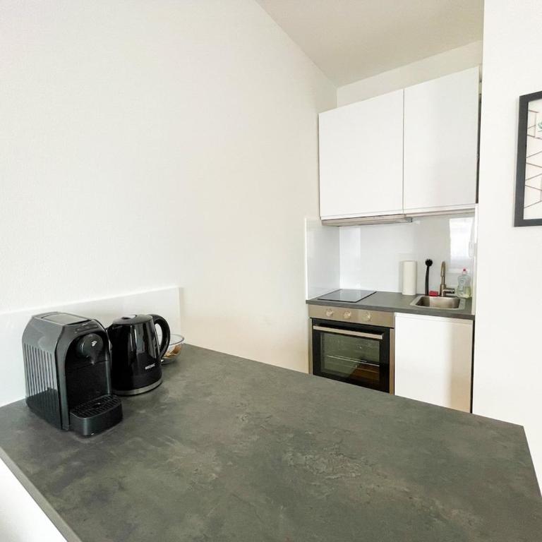 NOOR Modern Studio Lend Parking Option - Apartment mit 1 Schlafzimmer - 1