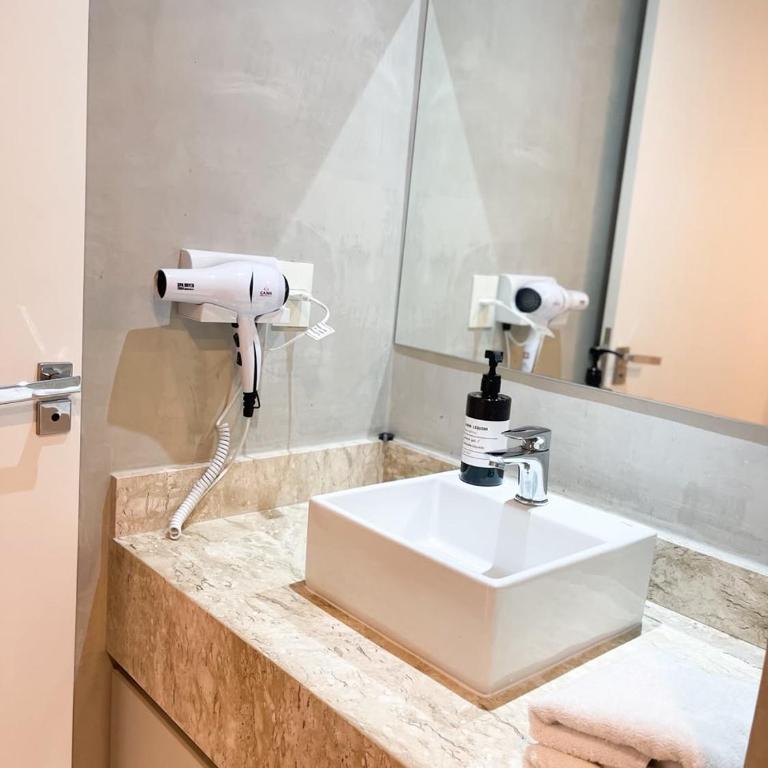 Diseño y confort a pasos de La Galeria - Apartamento de 1 dormitorio - 12