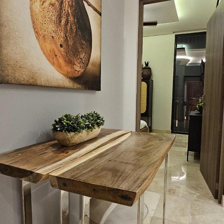 Luxury 2BR Apt steps away from the beach clubs - Apartment - 44