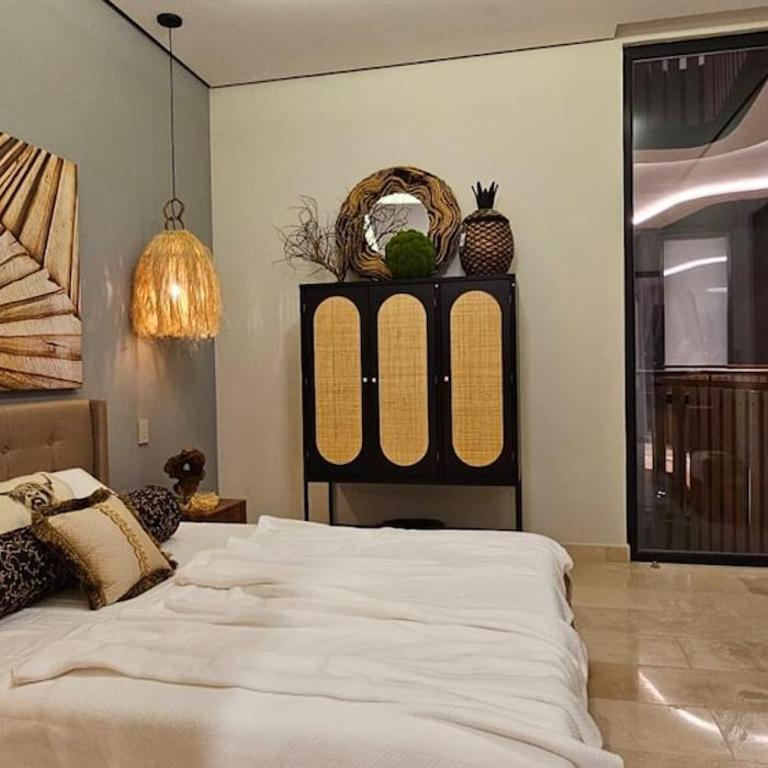 Luxury 2BR Apt steps away from the beach clubs - Apartment - 47
