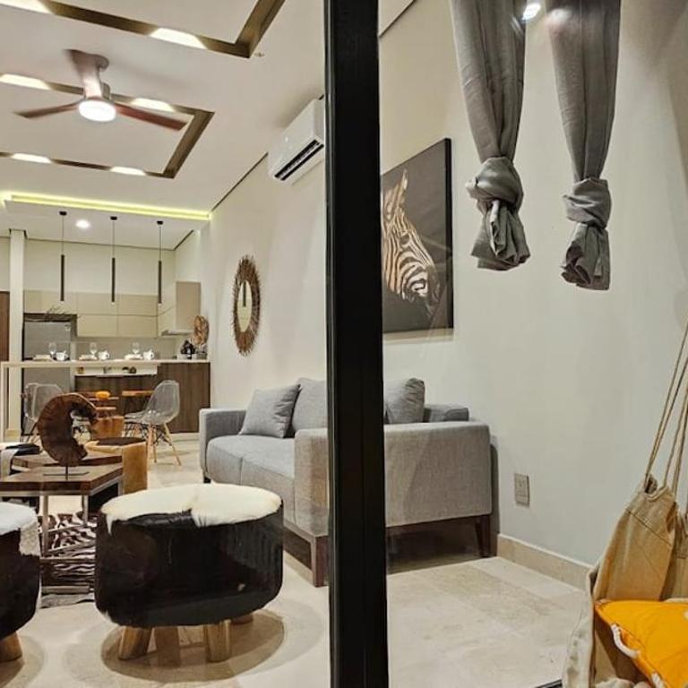 Luxury 2BR Apt steps away from the beach clubs - Apartment - 53