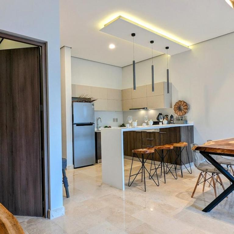 Luxury 2BR Apt steps away from the beach clubs - Apartment - 62