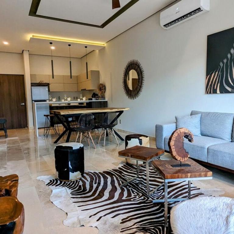 Luxury 2BR Apt steps away from the beach clubs - Apartment - 63