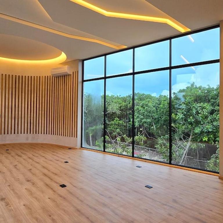 Luxury 2BR Apt steps away from the beach clubs - Apartment - 66