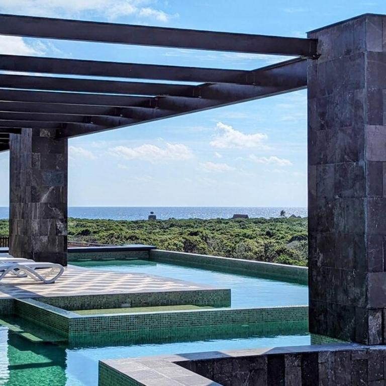 2 luxury apt Terrace w parcial sea view - Apartment - 64