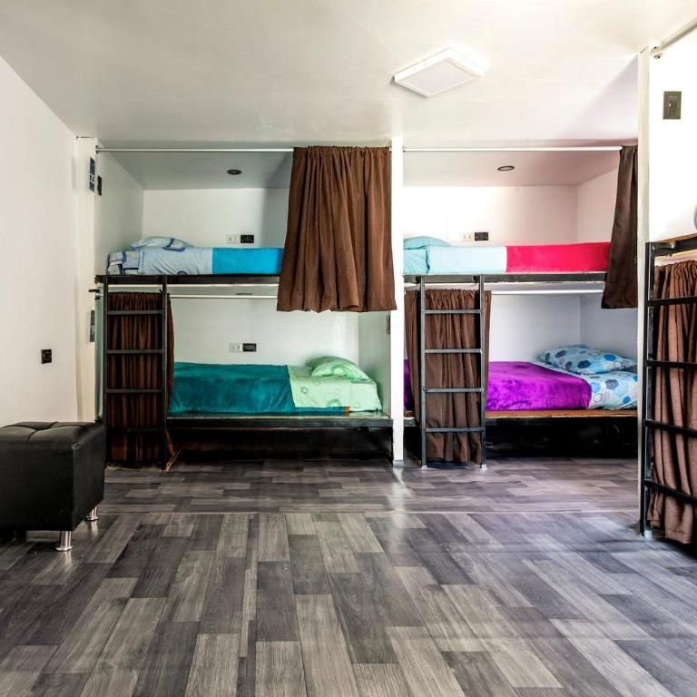 Dream Up - Bed in 6-Bed Dormitory Room - 6