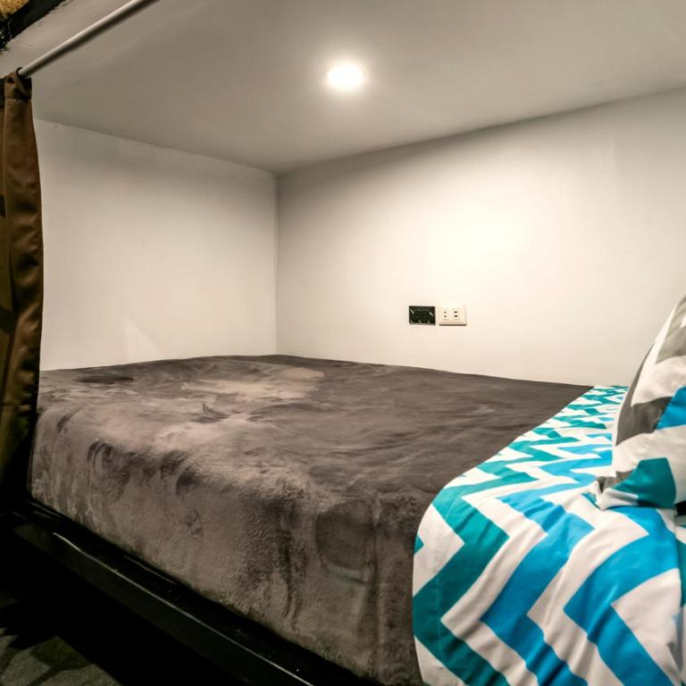 Dream Up - Bunk Bed in Mixed Dormitory Room - 7