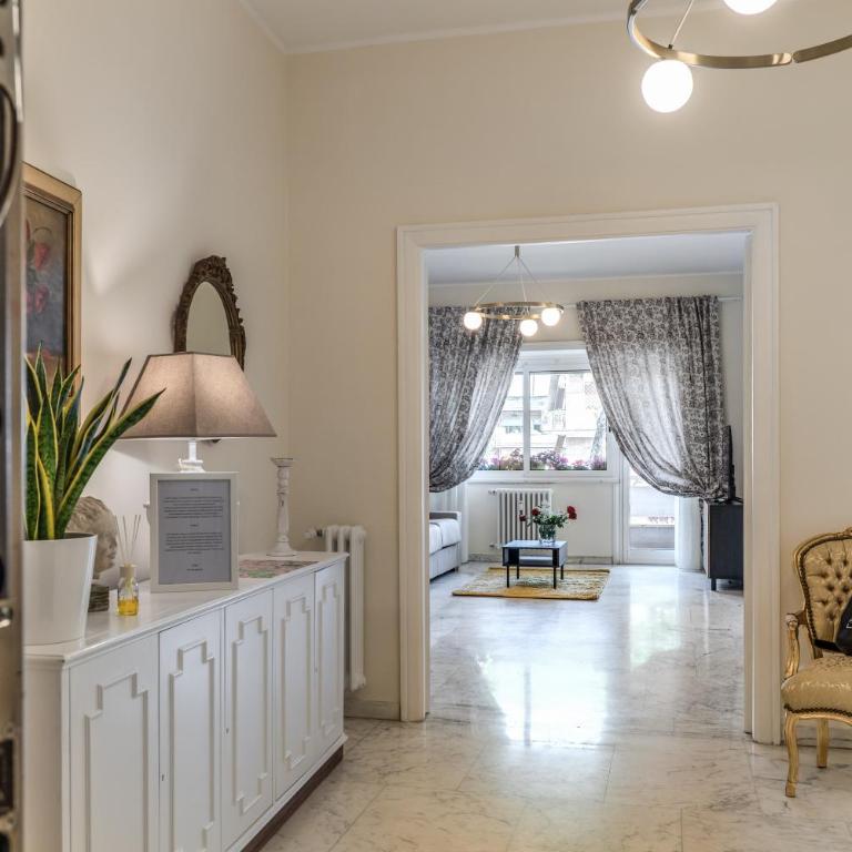 Casa Mia Vaticano Guest House - Appartamento con 2 Camere da Letto e Balcone - 5