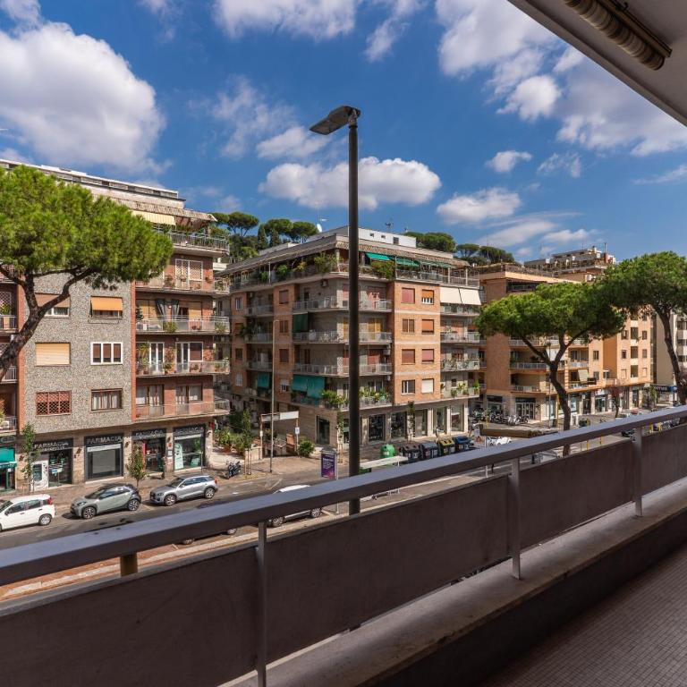 Casa Mia Vaticano Guest House - Appartamento con 2 Camere da Letto e Balcone - 6