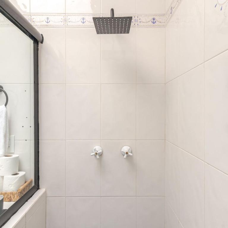 Beautiful 6 BDR Villa with AC in La Condesa - Villa - 23