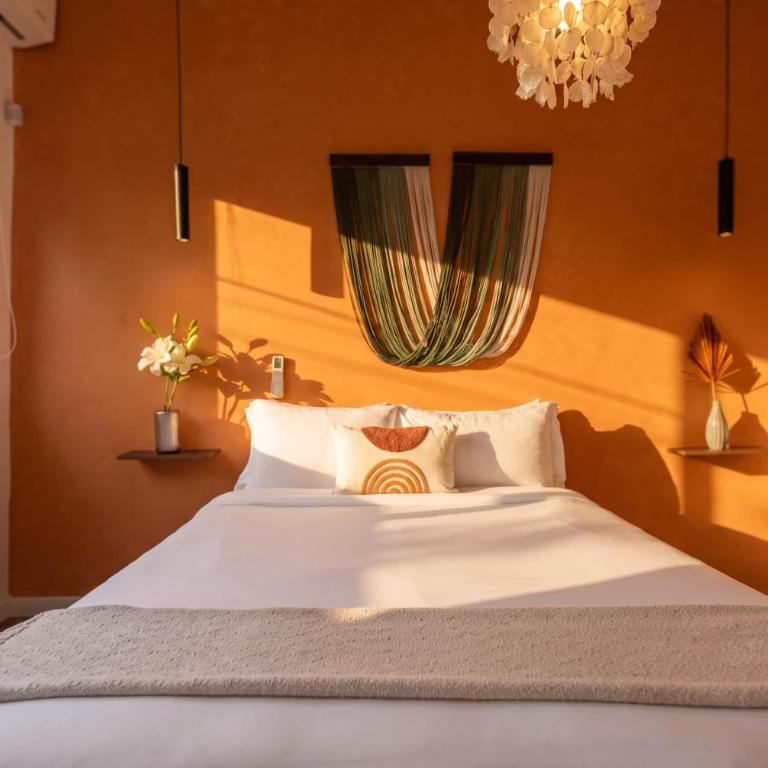 Beautiful 6 BDR Villa with AC in La Condesa - Villa - 30