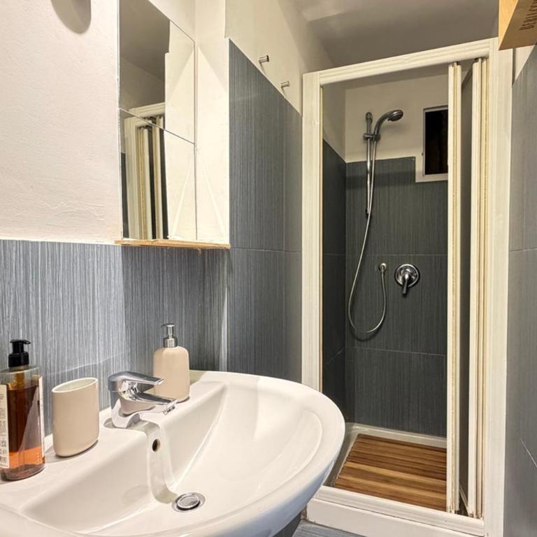 Artist's Secret in the Heart of Turin by RD Domus - Appartamento con 3 Camere da Letto - 24