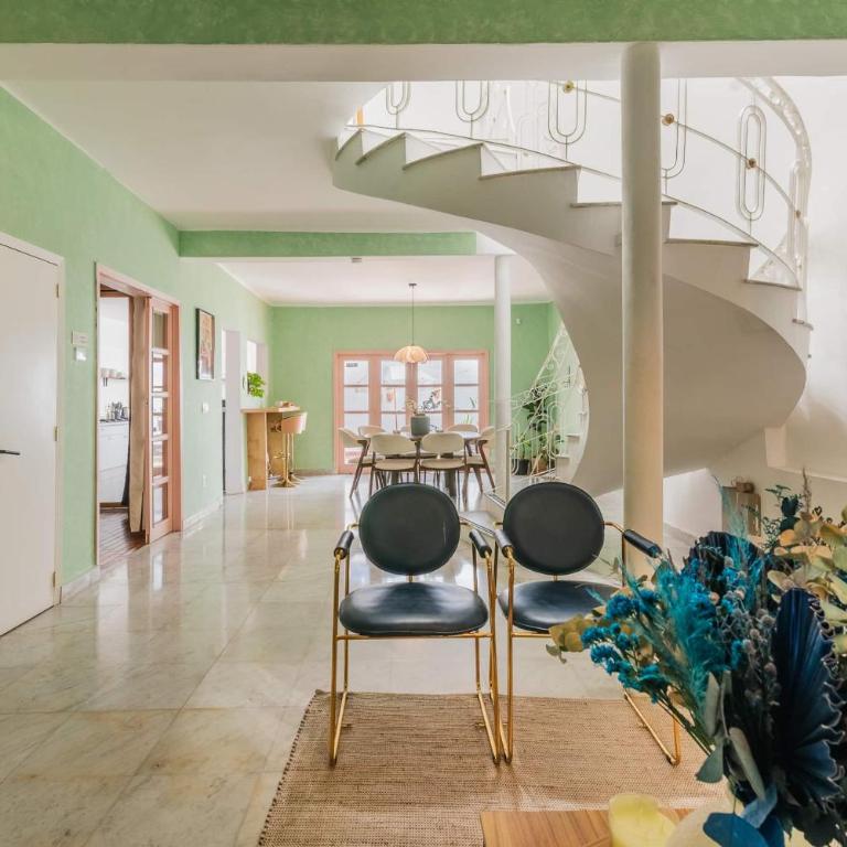 Beautiful 6 BDR Villa with AC in La Condesa - Villa - 74