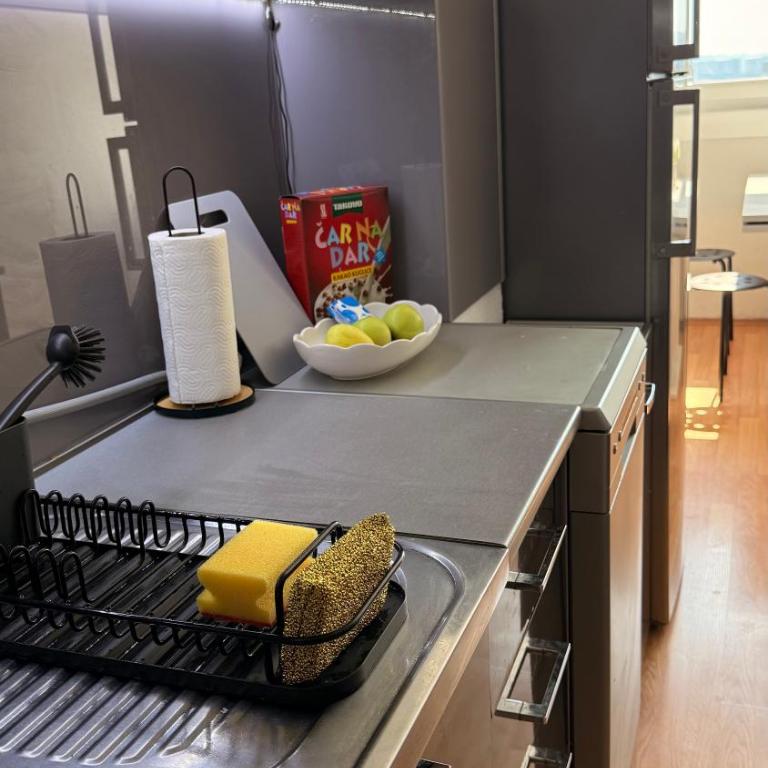Palms Apartment - Two-Bedroom Apartment - 7