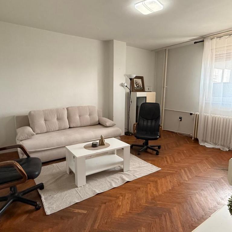Palms Apartment - Two-Bedroom Apartment - 10
