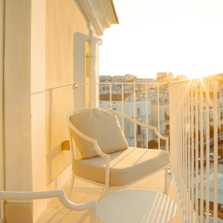 Tra Cielo e Mare - Camera Matrimoniale con Balcone e Vista Mare - 9